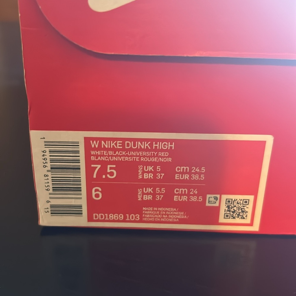 Women’s Nike Dunk High Retro Panda Black White Size 7.5 Basketball Shoe - Picture 13 of 14